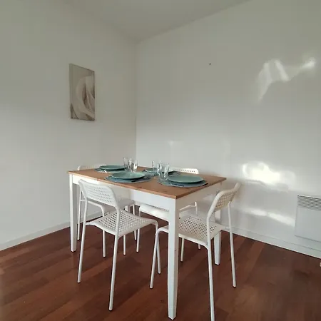 T2 Moderne Proche De Airbus Apartment *